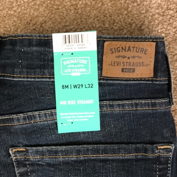 New Signature Levi Strauss jeans - Picture 5 of 6